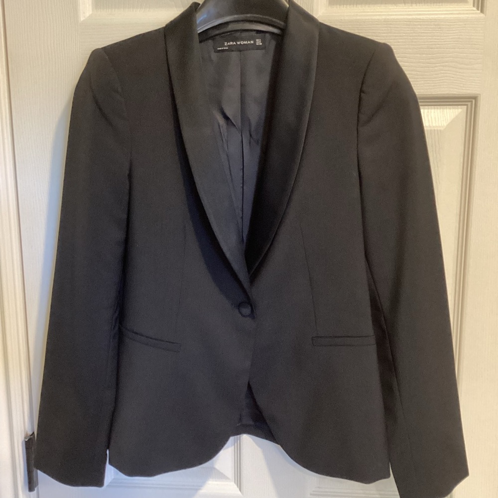 Zara Black Satin Lapel Blazer